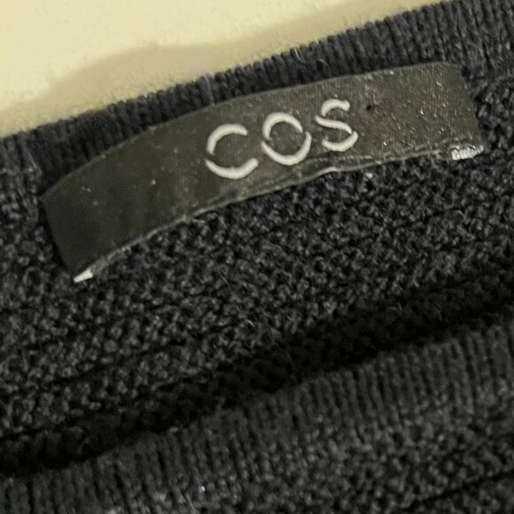 COS Knitted Oversized Sweater Poncho - Picture 8 of 9